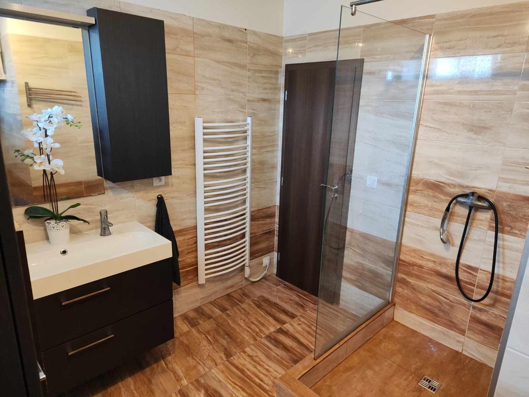 Apartman Dominika Rovinka Exterior foto
